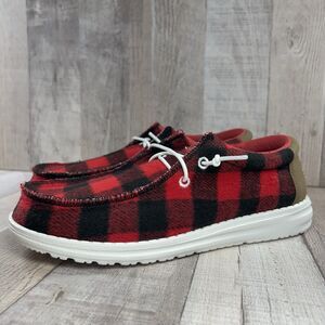 Hey Dude Wally Youth Size 2 Buffalo Plaid Slip On Loafer Sneaker Shoes Red Black